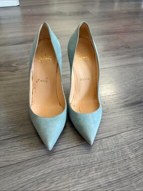 Christian Louboutin Suede Pointed-Toe Pumps in Blue size 35